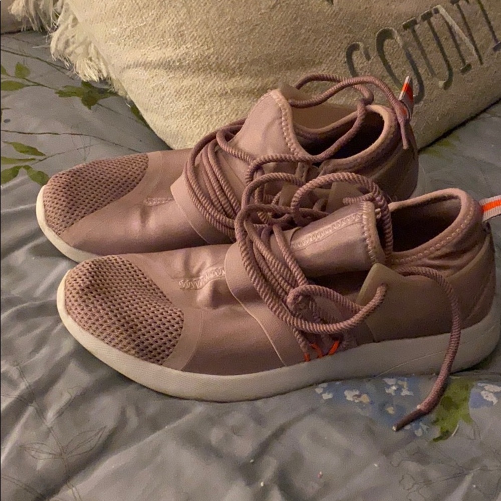 Fabletics Shoes
